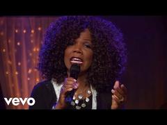 Lynda Randle - Keep On Pressing On (Live)