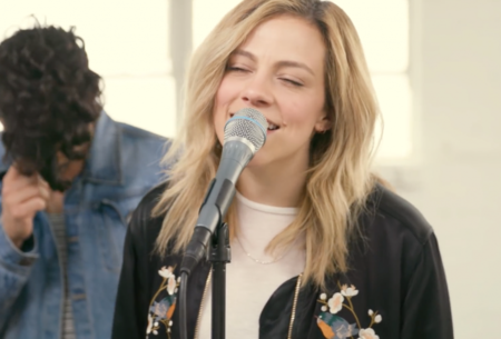 End-of-Summer Christian Music Playlist with Hillsong’s Young & Free and More