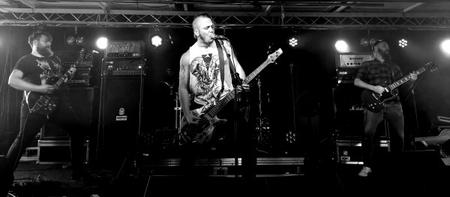 stream Signo Rojo's new 'End of Tether' EP